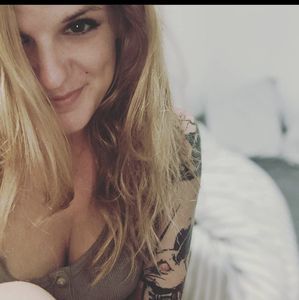 Meet your Posher, Elise